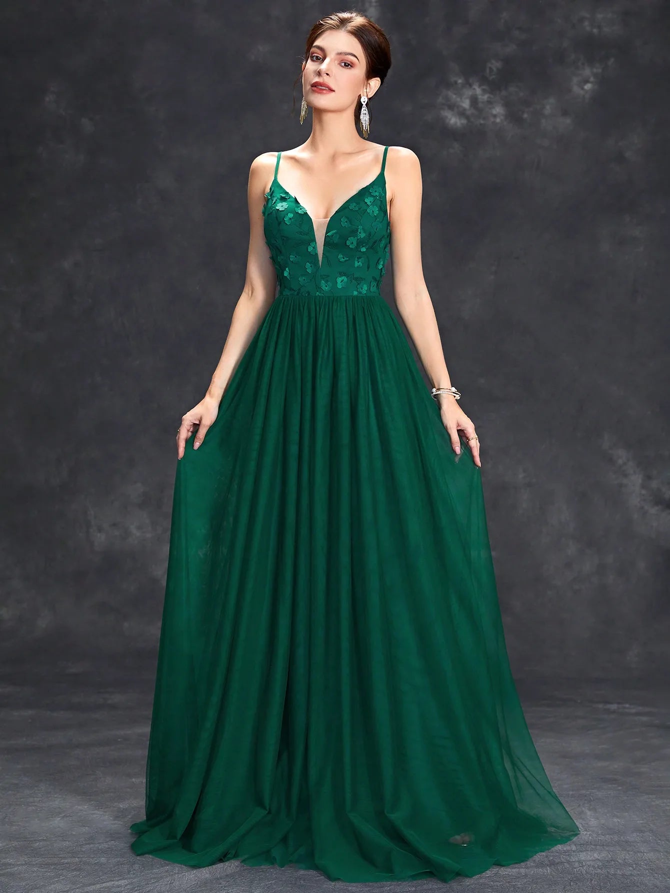 Mgiacy Halter V-neck three-dimensional embroidery color contrast wedding dress long evening gown ball dress party dress
