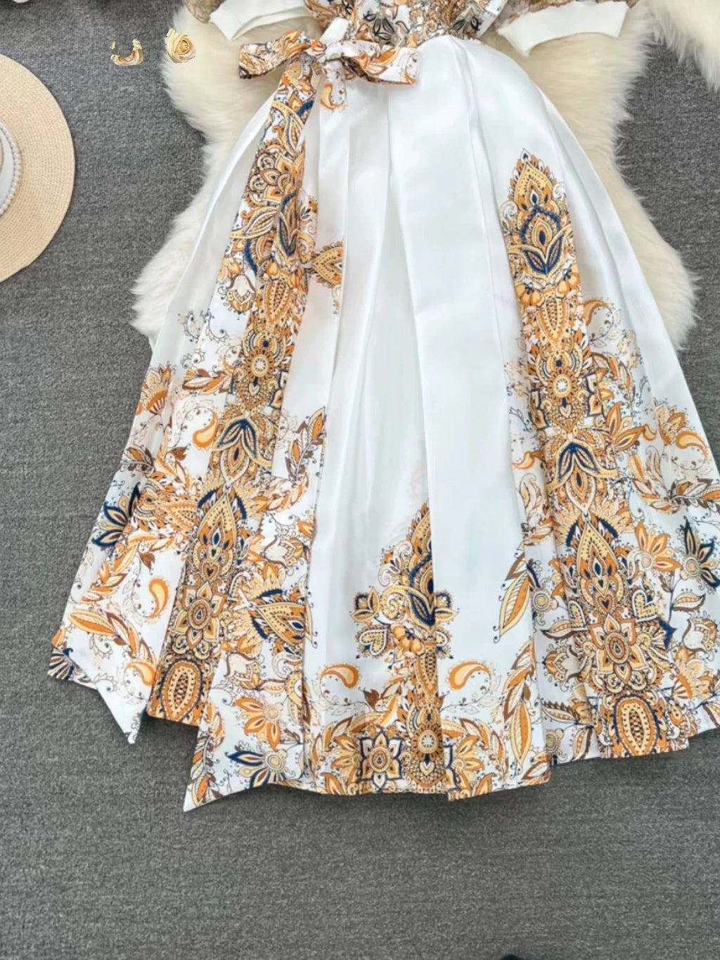 2024 Summer New Vintage Palace Style Printed Dress Women's V-Neck Short Sleeve Lace-up Slim Fit A-line Chiffon Long Skirt