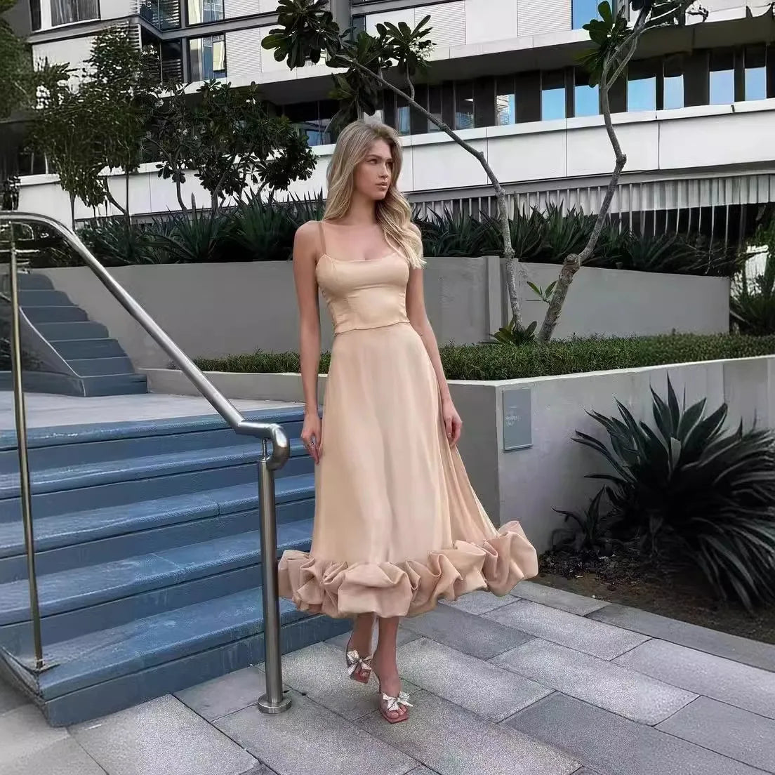 Elegant Ruffle Solid Sling Long Dress Women Strap Waist Party Dresses Fashion Sleeveless Backless Beach Swing skirt A-line tutu