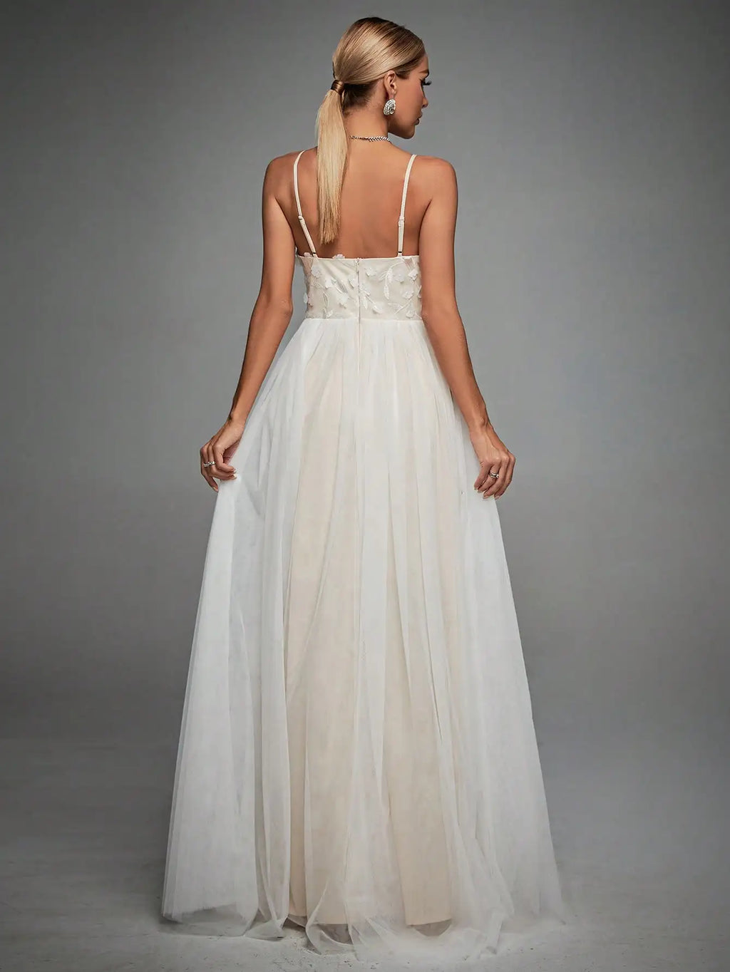 Mgiacy Halter V-neck three-dimensional embroidery color contrast wedding dress long evening gown ball dress party dress